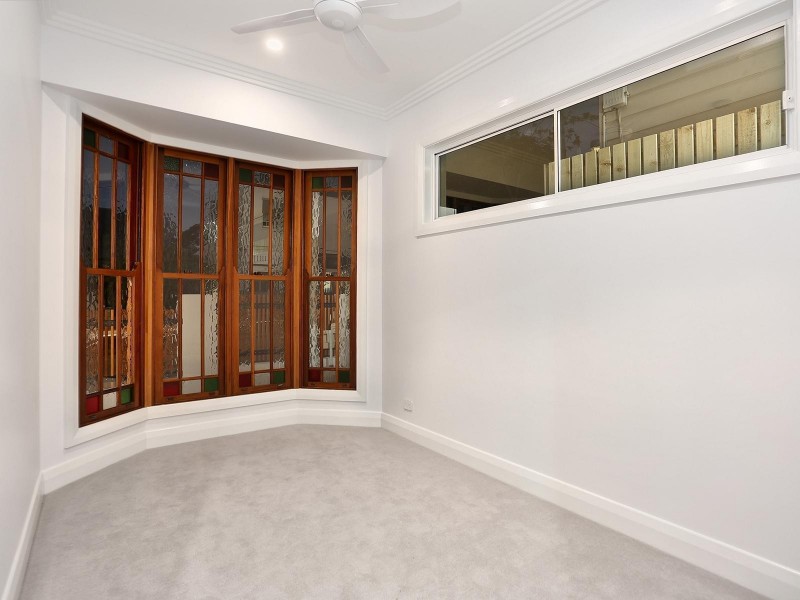 60 Kennigo Street, Spring Hill QLD 4000