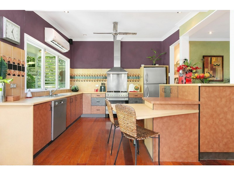 19 Taringa Parade, Indooroopilly QLD 4068