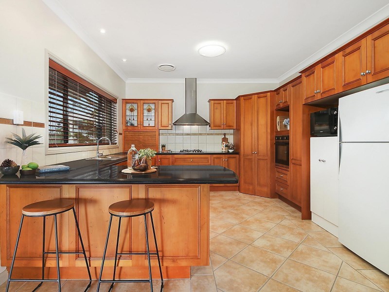 26 Yarraman Street, Arana Hills QLD 4054