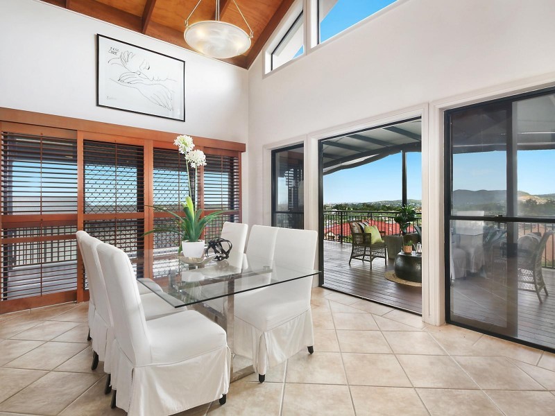 26 Yarraman Street, Arana Hills QLD 4054