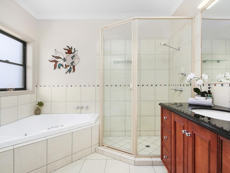 26 Yarraman Street, Arana Hills QLD 4054