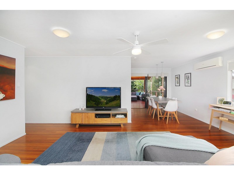 12 Arilpa Crescent, Ferny Hills QLD 4055