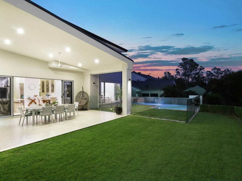 28 Ruth Miller Close, Fig Tree Pocket QLD 4069