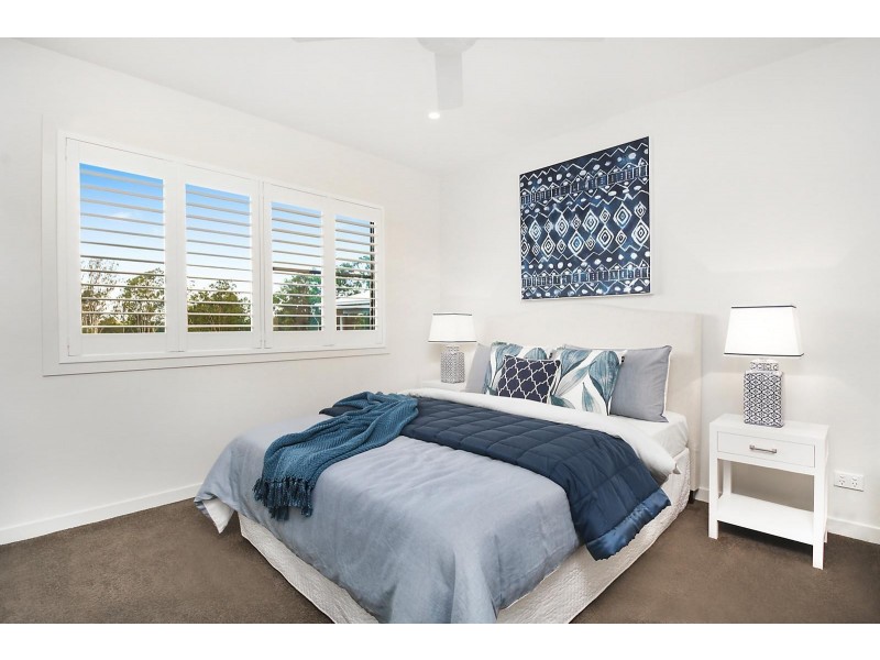 28 Ruth Miller Close, Fig Tree Pocket QLD 4069