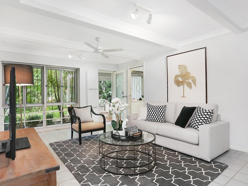 5 Wynyard Street, Indooroopilly QLD 4068