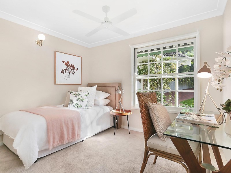 5 Wynyard Street, Indooroopilly QLD 4068