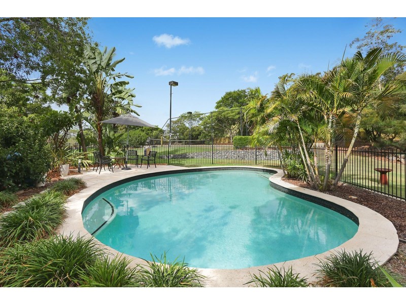 67 Pioneer Crescent, Bellbowrie QLD 4070