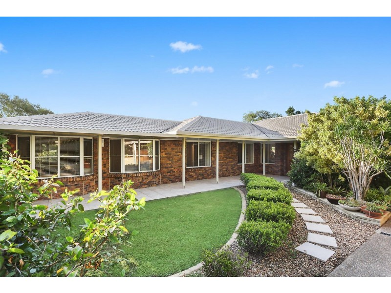 67 Pioneer Crescent, Bellbowrie QLD 4070