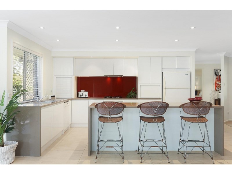 67 Pioneer Crescent, Bellbowrie QLD 4070