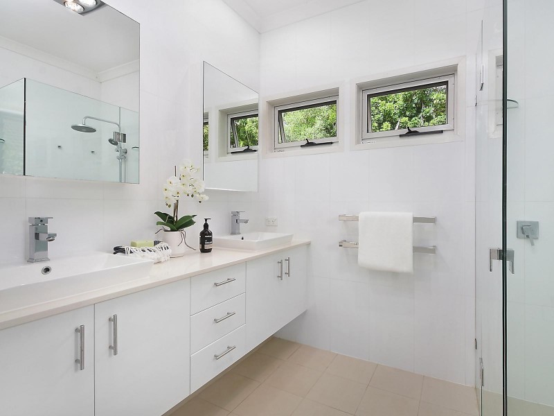 74 Goldsbrough Road, Taringa QLD 4068