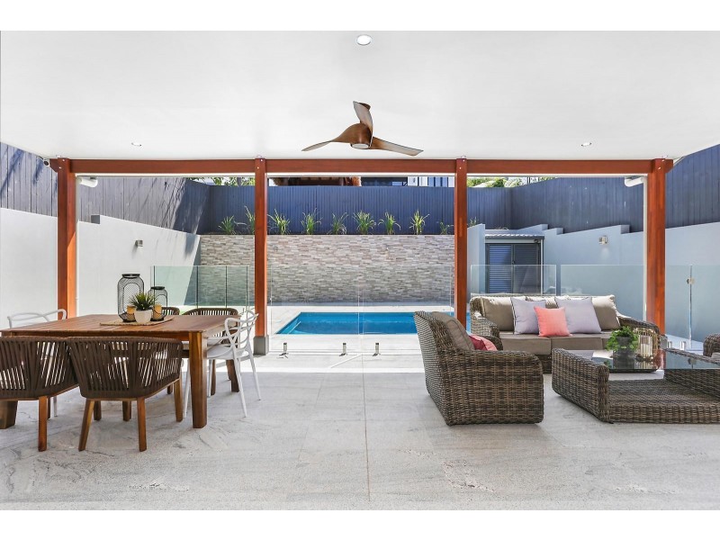 10 Taabinga Street, Wavell Heights QLD 4012
