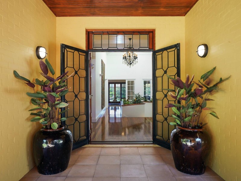 111 Cubberla Street, Fig Tree Pocket QLD 4069