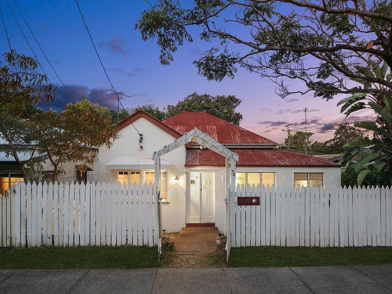 34 Ivy Street, Toowong QLD 4066