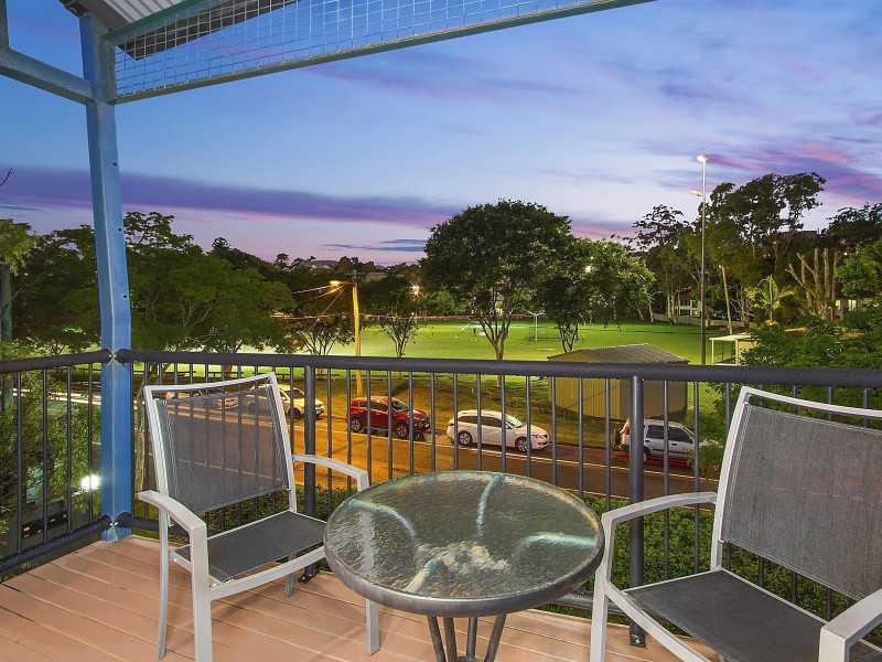 2/65 Indooroopilly Road, Taringa QLD 4068
