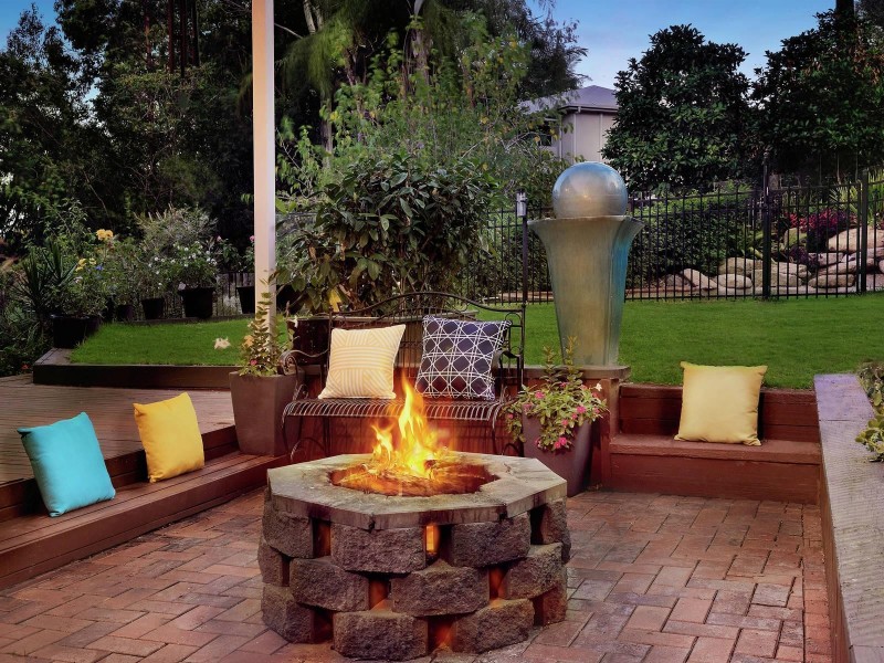 32 Binyara Street, Chapel Hill QLD 4069