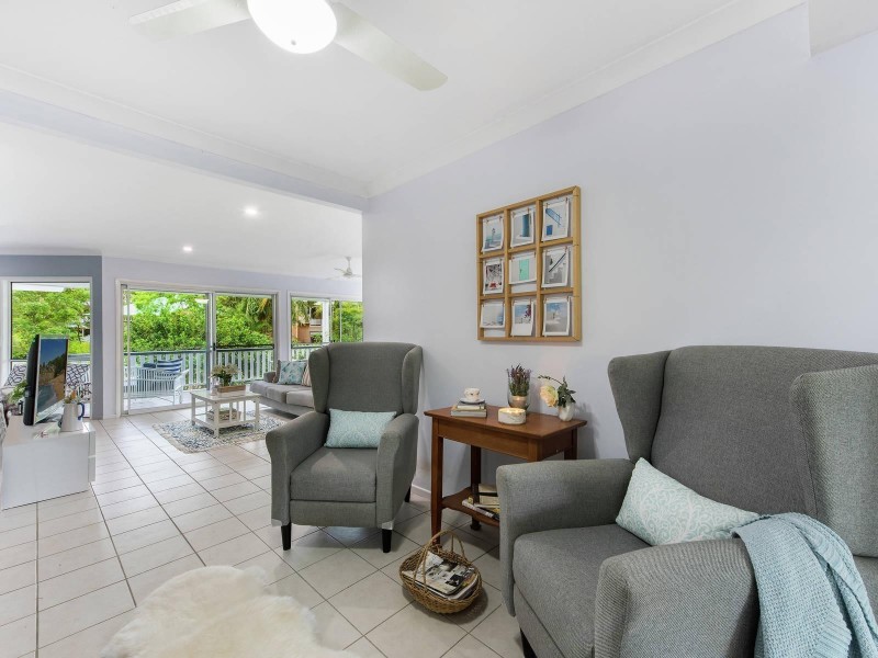 32 Binyara Street, Chapel Hill QLD 4069