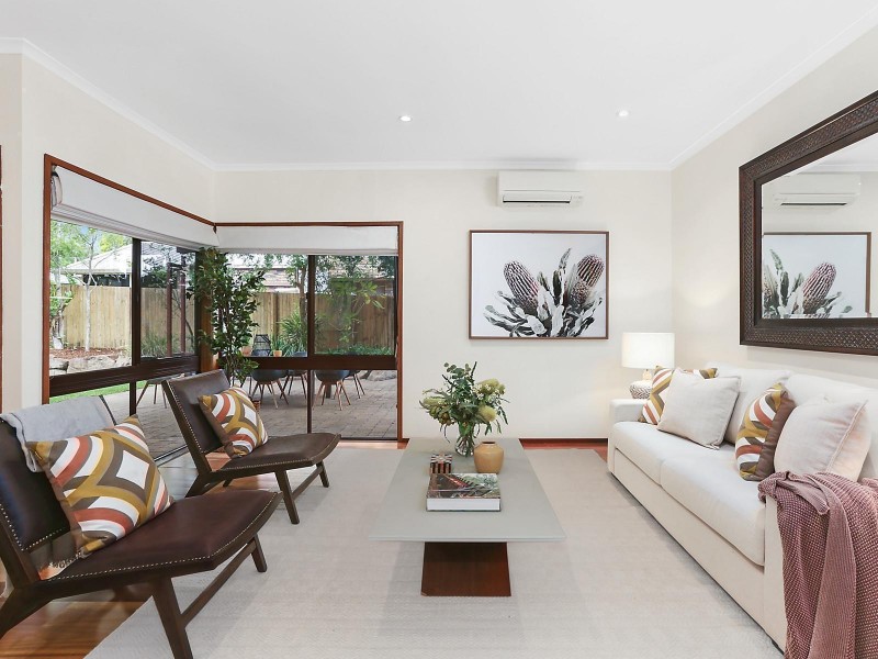 23 Fuelling Street, Chapel Hill QLD 4069
