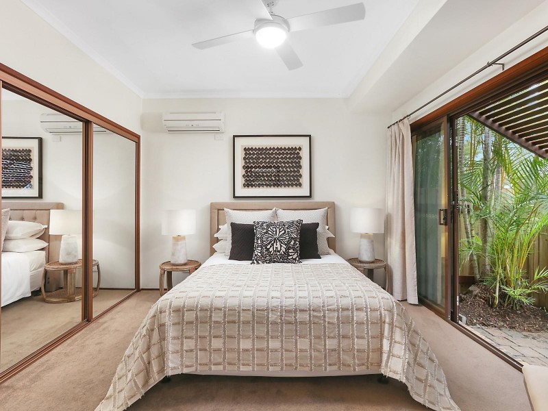 23 Fuelling Street, Chapel Hill QLD 4069