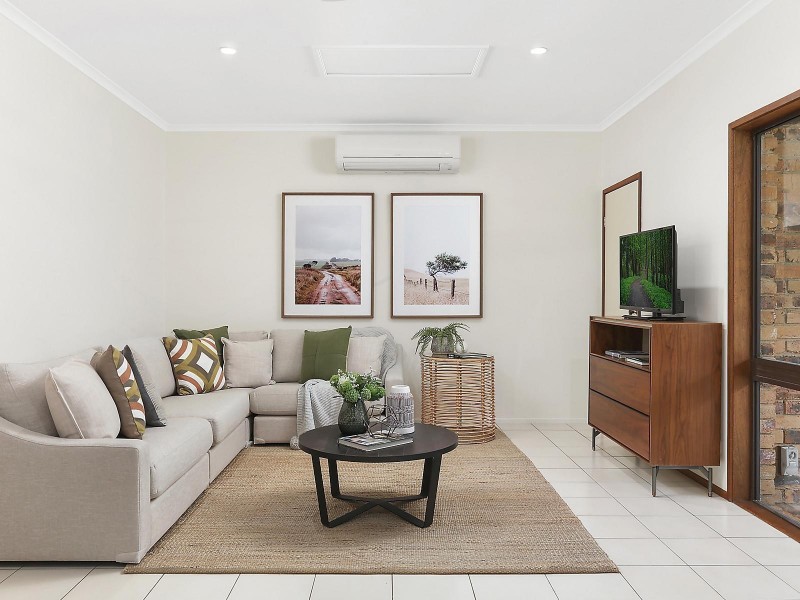 23 Fuelling Street, Chapel Hill QLD 4069