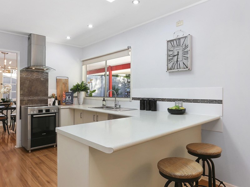 5 Stardust Street, Kenmore QLD 4069