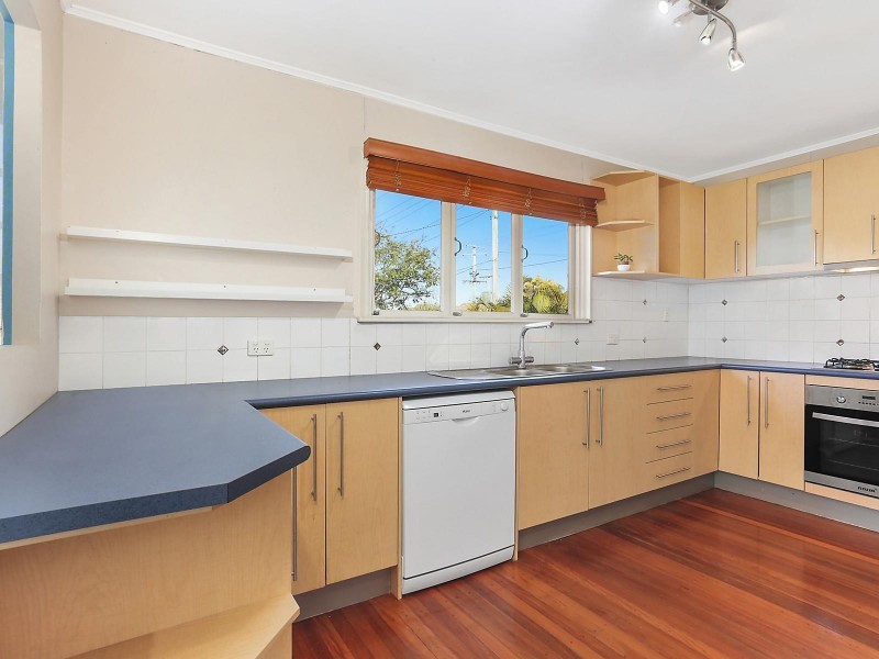 42 Patricks Road, Arana Hills QLD 4054