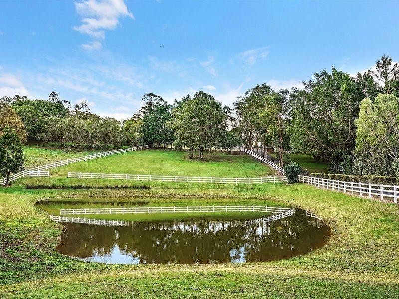 348 Gold Creek Road, Brookfield QLD 4069