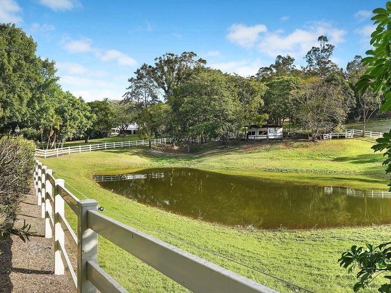 348 Gold Creek Road, Brookfield QLD 4069