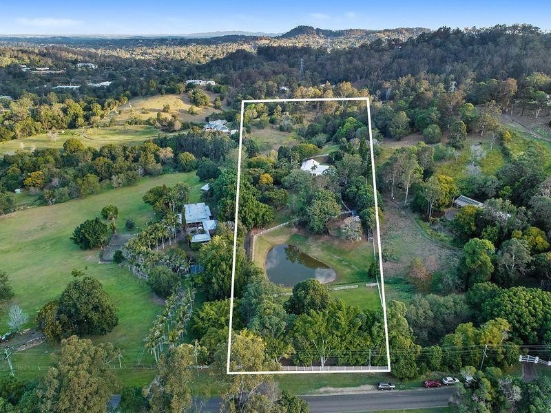 348 Gold Creek Road, Brookfield QLD 4069