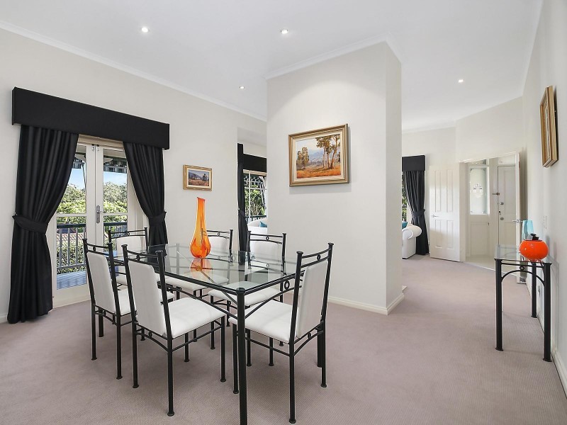 7 Brookvale Close, Kenmore Hills QLD 4069