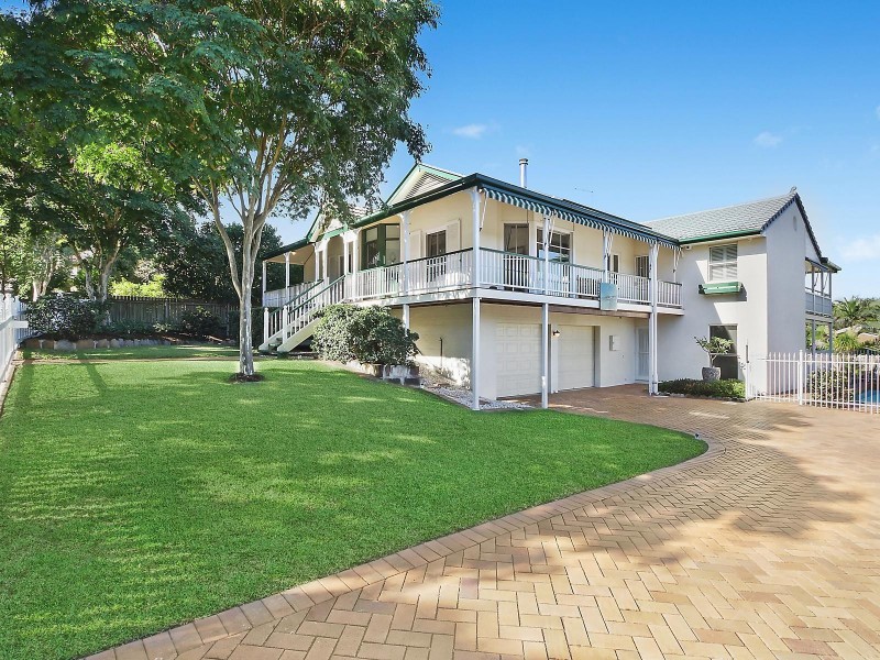 7 Brookvale Close, Kenmore Hills QLD 4069