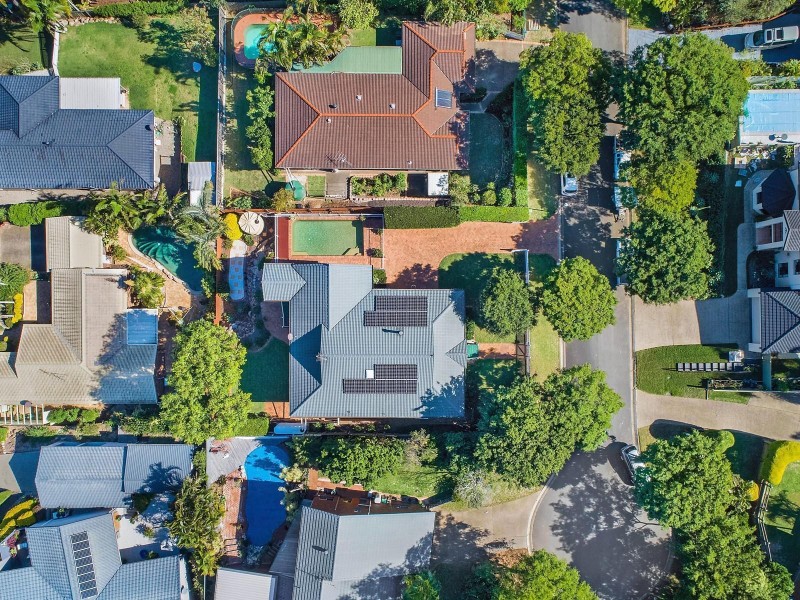 7 Brookvale Close, Kenmore Hills QLD 4069