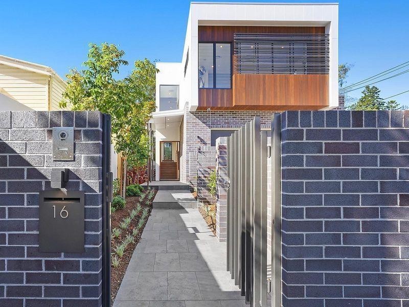 16 Harts Road, Indooroopilly QLD 4068