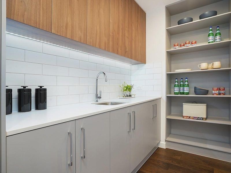 16 Harts Road, Indooroopilly QLD 4068