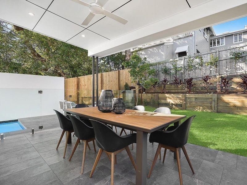 16 Harts Road, Indooroopilly QLD 4068