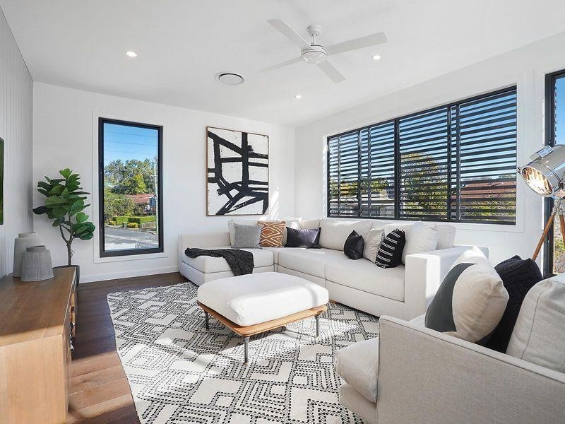 16 Harts Road, Indooroopilly QLD 4068