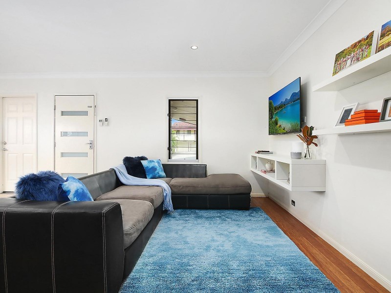 16 Carrama Crescent, Ferny Hills QLD 4055