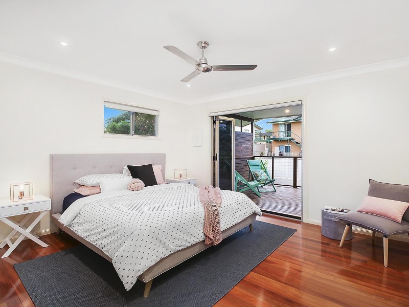 16 Carrama Crescent, Ferny Hills QLD 4055