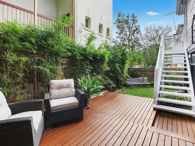 14 Robert Street, Spring Hill QLD 4000