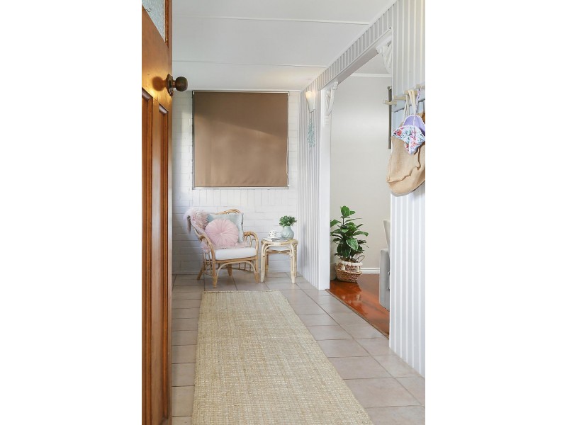 27 Conlo Crescent, Ferny Hills QLD 4055