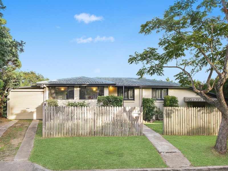 27 Conlo Crescent, Ferny Hills QLD 4055