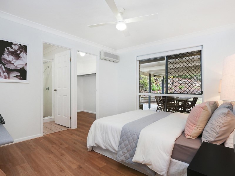 43 Woodtop Court, Ferny Hills QLD 4055