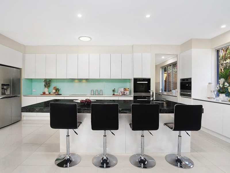 46 Gordon Road, Bardon QLD 4065