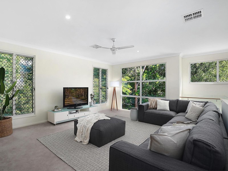 46 Gordon Road, Bardon QLD 4065