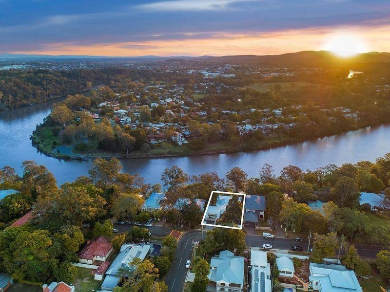 227 Dewar Terrace, Corinda QLD 4075