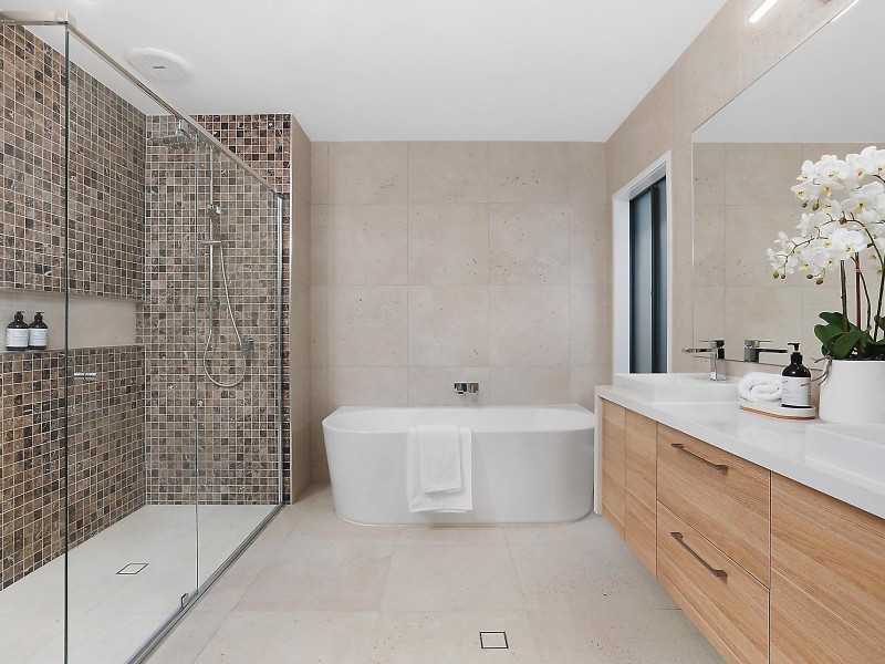 51 Clarina Street, Chapel Hill QLD 4069