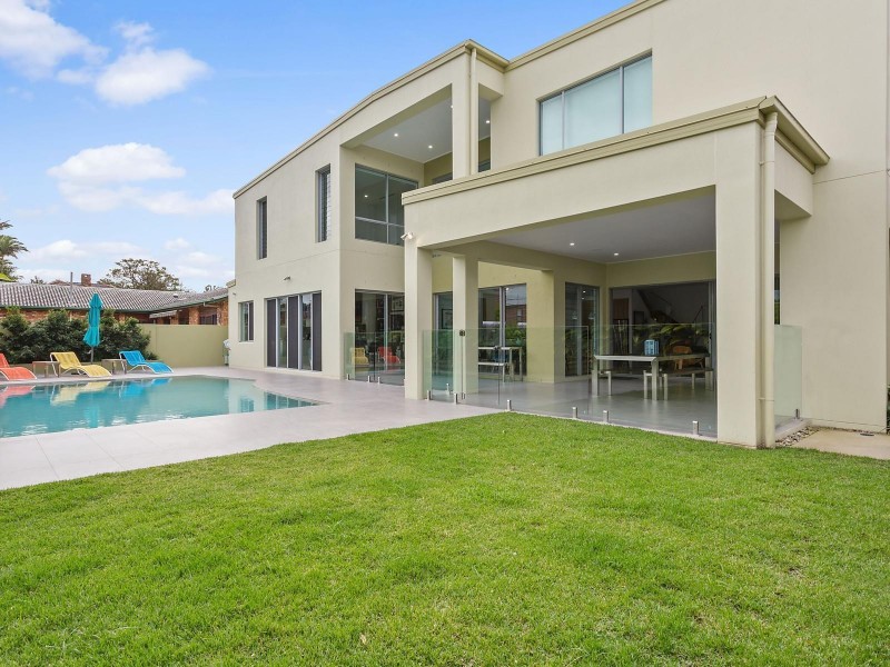 5 Burmel Street, Robertson QLD 4109