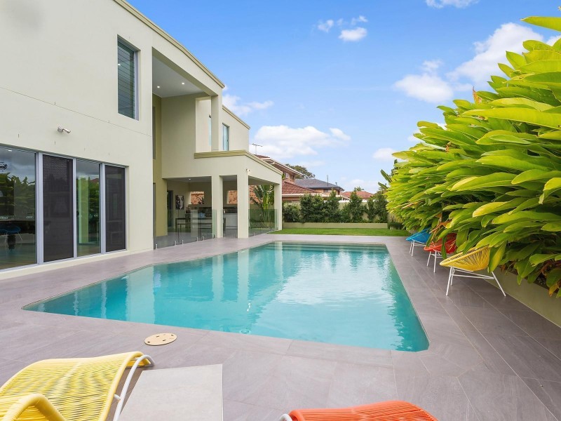 5 Burmel Street, Robertson QLD 4109