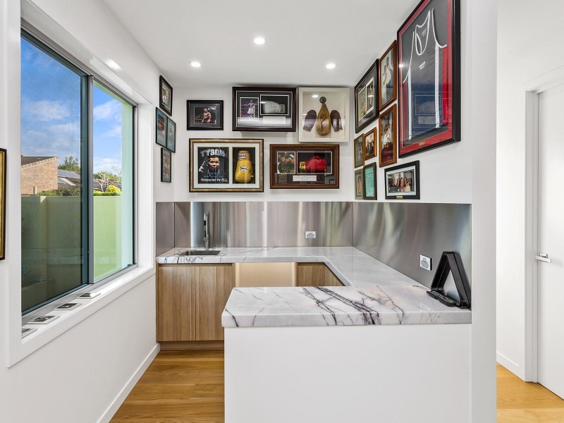 5 Burmel Street, Robertson QLD 4109