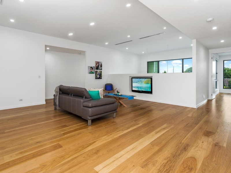 5 Burmel Street, Robertson QLD 4109