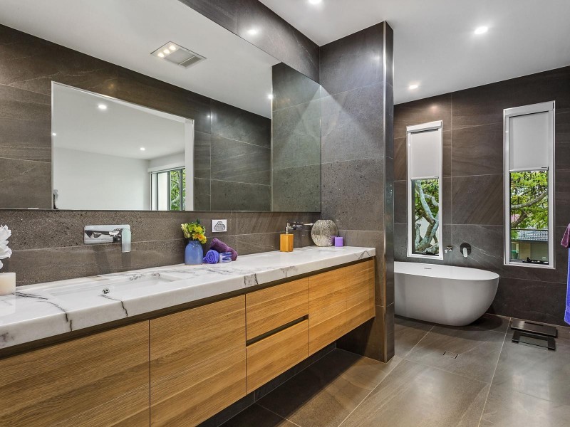 5 Burmel Street, Robertson QLD 4109